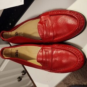 SAS Simplify Red Leather Loafers 10N